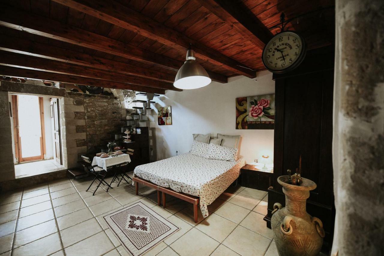 Antonella Home Brindisi Exterior photo